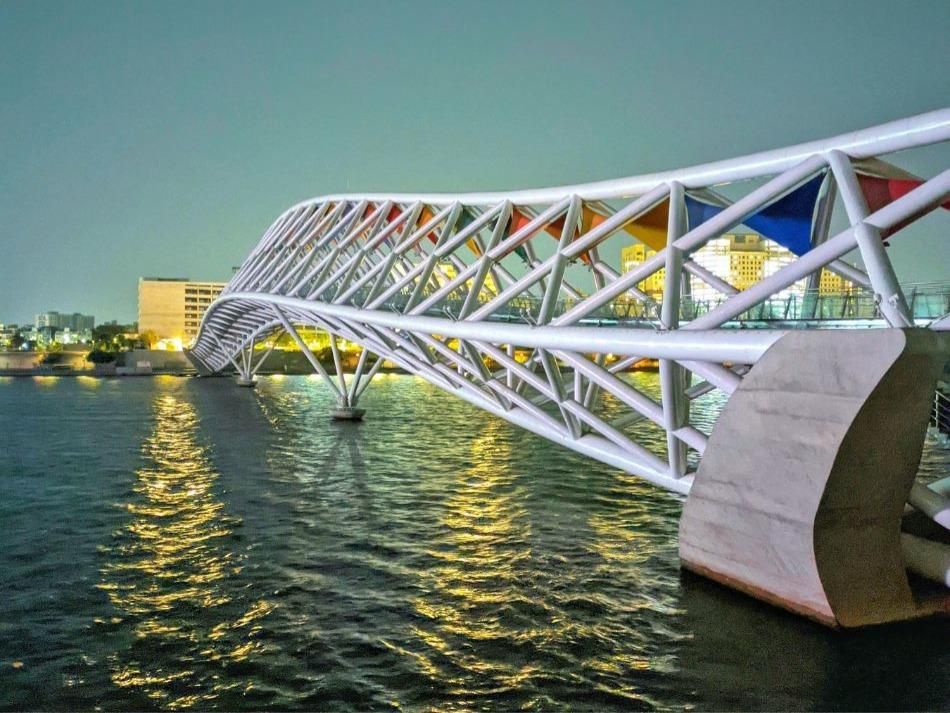 અટલ બ્રિજ: અમદાવાદનું આર્કિટેક્ચરલ માર્વેલ, અટલ બ્રિજ, અમદાવાદનું આર્કિટેક્ચરલ માર્વેલ , અટલ બ્રિજ અમદાવાદ