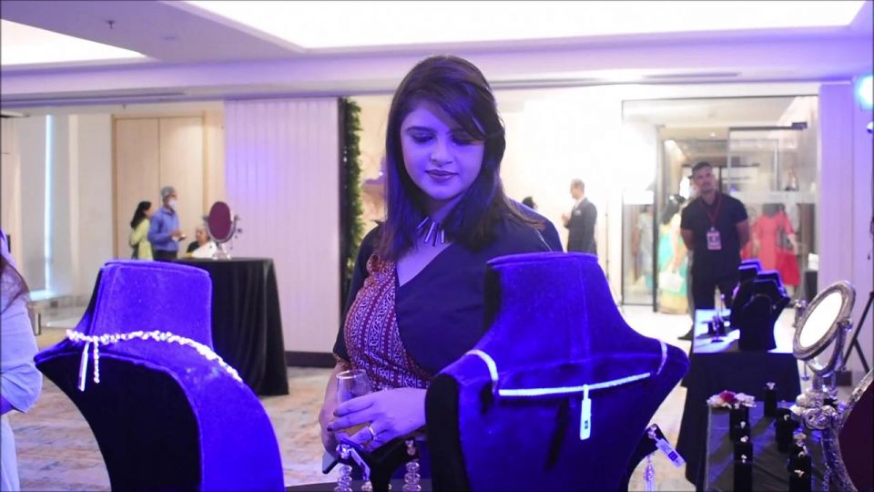 જિગ્નાના , જીનાઝ જ્વેલ્સ, jinas jewels, jinagna shah, jewelry art show, jewelry exhibition