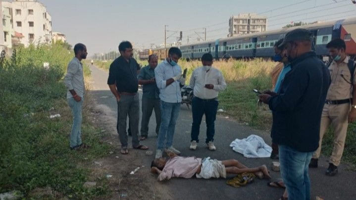 મણિનગર દક્ષિણી ગુરુજી રેલવે, Maninagar, Ahmedabad, Gujarati News