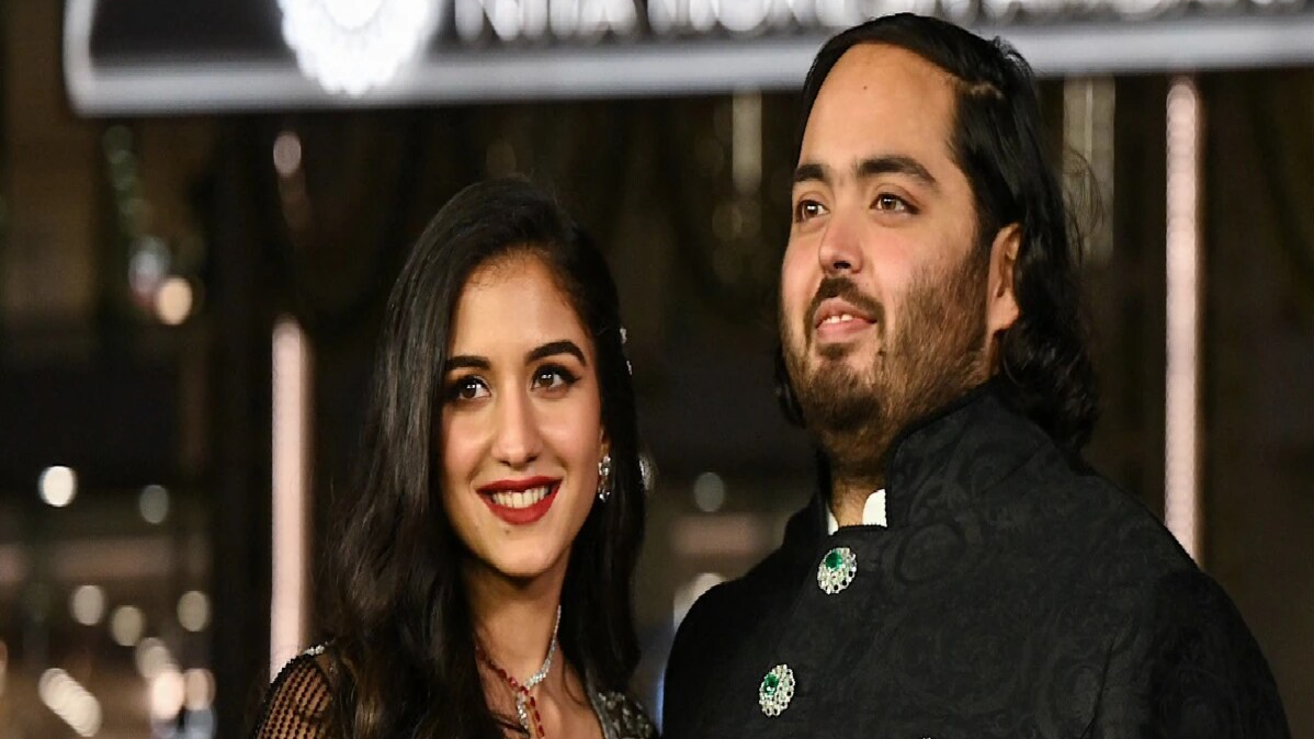 અનંત અંબાણી-રાધિકા મર્ચન્ટનું બીજા પ્રી-વેડિંગનું Card થયું વાયરલ,  આટલા દિવસો સુધી ચાલશે ફંક્શન., અનંત-રાધિકાનું પ્રી-વેડિંગ ફંક્શન આટલા દિવસો સુધી ચાલશે, અનંત અંબાણી અને રાધિકા મર્ચન્ટ, મુકેશ અંબાણીના પુત્ર