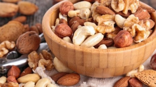 પિસ્તા, કેલરી, કોલેસ્ટરોલ, ક્લિનિકલ, પ્રોટીન