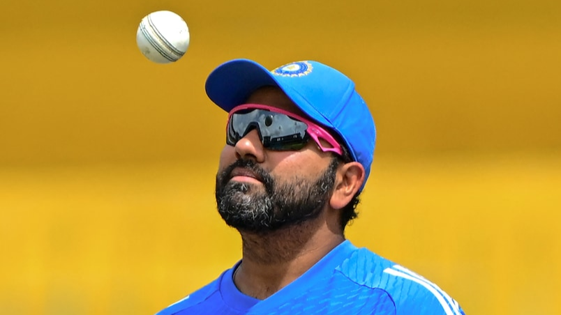 રોહિત શર્મા,  BCCI,  ચેમ્પિયન્સ ટ્રોફી 2025,  ભારતીય ક્રિકેટ,  ODI વર્લ્ડ કપ 2027,  વર્લ્ડ ટેસ્ટ ચેમ્પિયનશિપ 2027,  કેપ્ટનશિપ,  કેન્દ્રીય કરાર,  હાર્દિક પંડ્યા,  શુભમન ગિલ