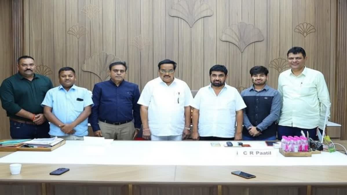 મહેશ વસાવા, મહેશ વસાવા ભાજપથી અલગ, મહેશ વસાવા નિવેદન, આદિવાસી નેતા ગુજરાત, ગુજરાત રાજકારણ સમાચાર