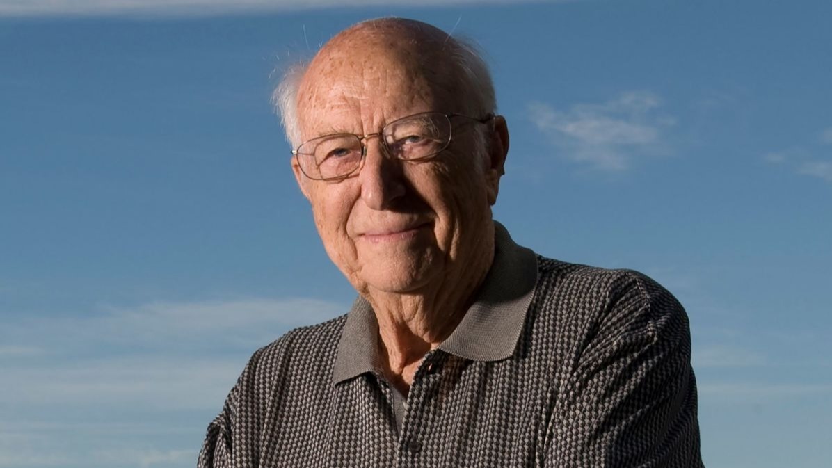 ન્યુ યોર્ક, બિલ ગેટ્સ, નિધન,  વકીલ,  હૂડ કેનાલ