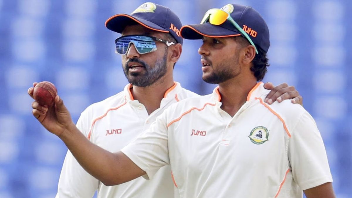 અનઑફિશિયલ ટેસ્ટ,  ભારત-A,  ઓસ્ટ્રેલિયા-A,  સેમ કોન્સ્ટાસ,  હર્ષ દુબે,  ક્રિકેટ,  સદી,  વિકેટ