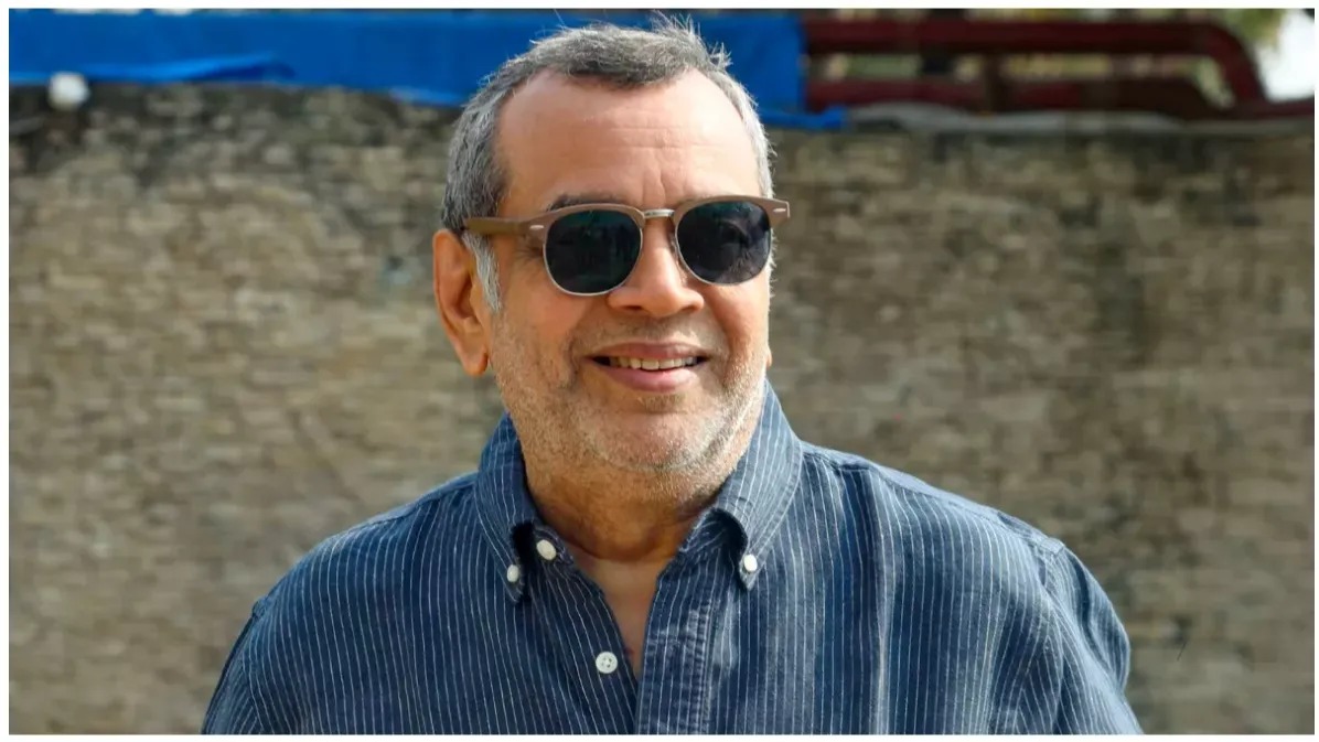 પરેશ રાવલ,  ધ તાજ સ્ટોરી,  તાજ મહેલ,  તેજો મહાલય,  ભગવાન શિવ,  વિવાદ,  ફિલ્મ પોસ્ટર,  સોશિયલ મીડિયા,  પ્રકાશ રાઠોડ,  ધાર્મિક ભાવનાઓ