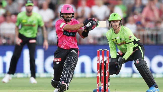 Babar Azam,  England international cricket,  BBL 2025,  બેબર અઝમ મેચ,  BBL કાર્યક્રમ,  આંતરરાષ્ટ્રીય ક્રિકેટ,  BBL હીટ એન્ડ મિસ,  ક્રિકેટ કોમેન્ટ્રી,  T20 સ્ટાર્સ,  બેબર અઝમ પ્રદર્શન