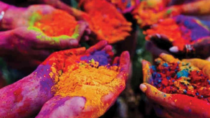 ધૂળેટી,  હોળી ત્વચા સંભાળ,  હોળી વાળની કાળજી,  રંગોથી સુરક્ષા,  સ્કિન કેર ટીપ્સ,  હેર કેર ટીપ્સ,  કુદરતી ઉપચાર,  ધૂળેટી પછી સ્કિન કેર